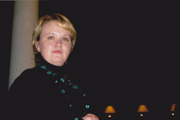 Анна Тихонова