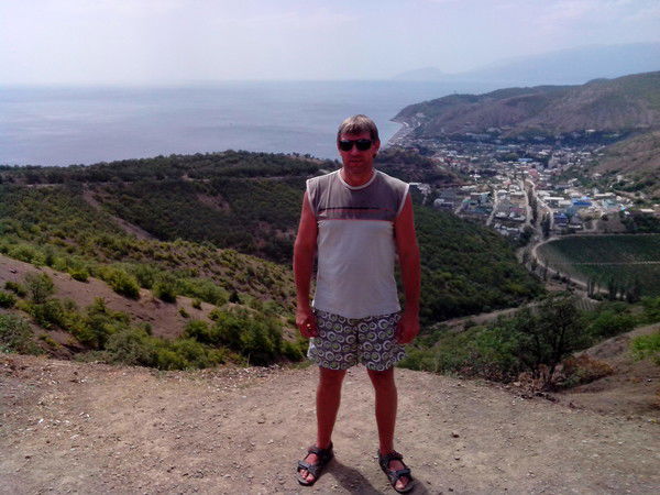 Юрий Медведев