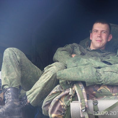 Петя Степанов