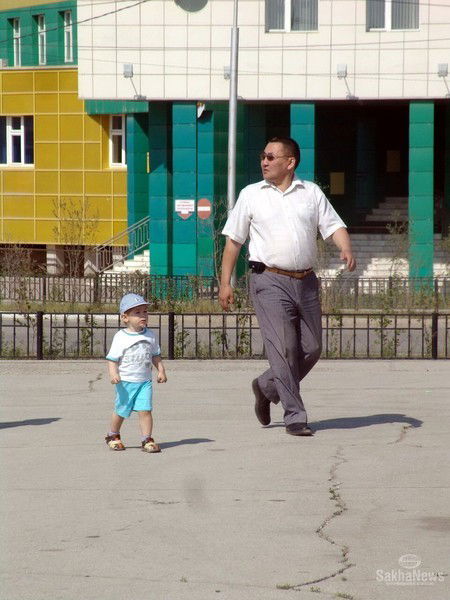 Петр Аммосов