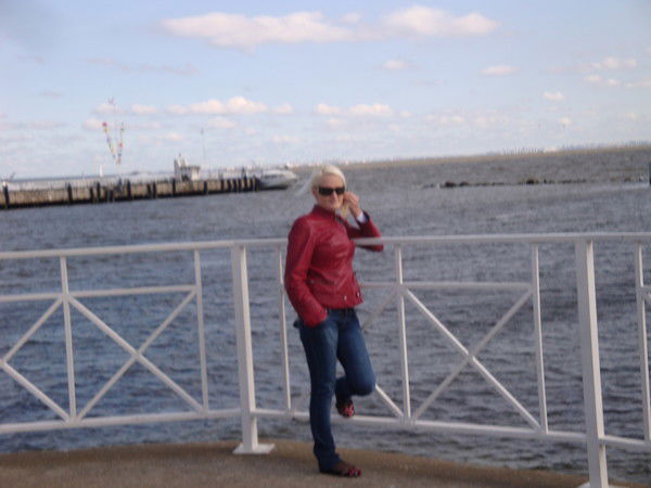 Валюшка Алексакова