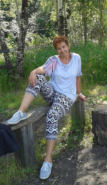 Людмила Петрова