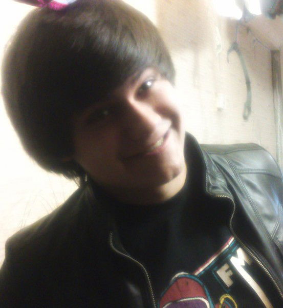 Саша Тихонов