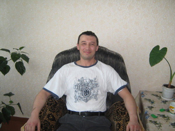 Мухит Еркебаев