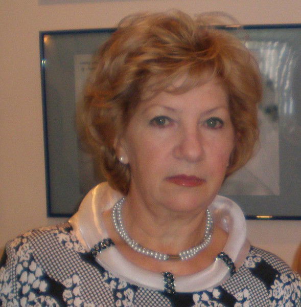 Александра Крючкова