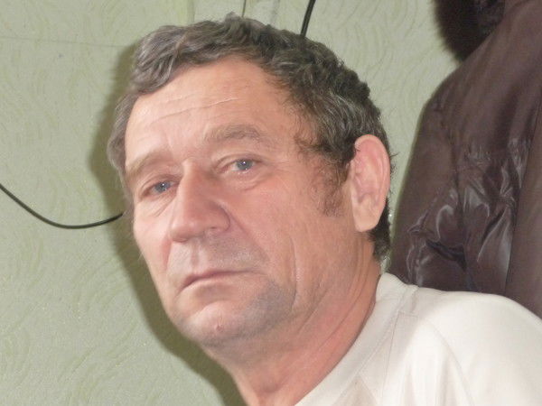 Александр Ерастов