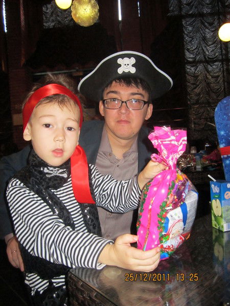 Владислав Ли