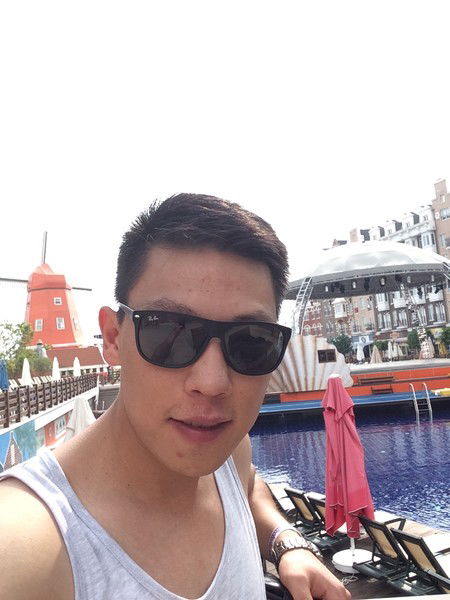 Адиль Аманжолов