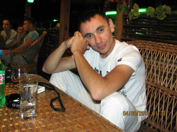 Александр Иванов