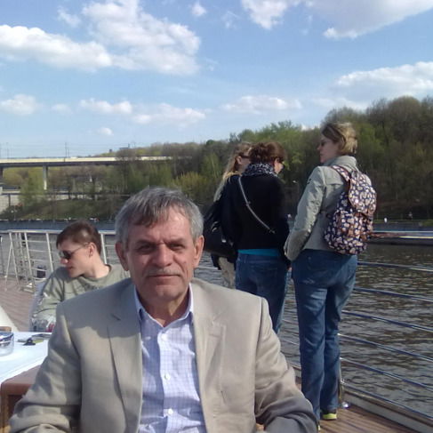 Виталий Очкуров