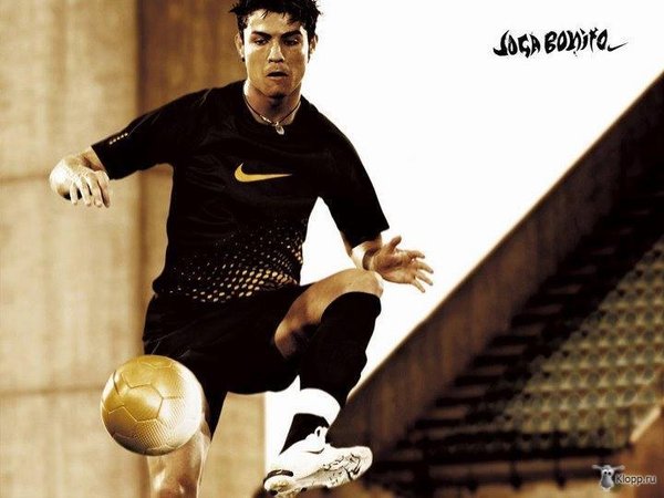 Влад Глусенко