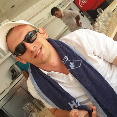 Денис Маслов