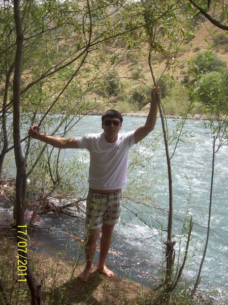 Отабек Сафаров