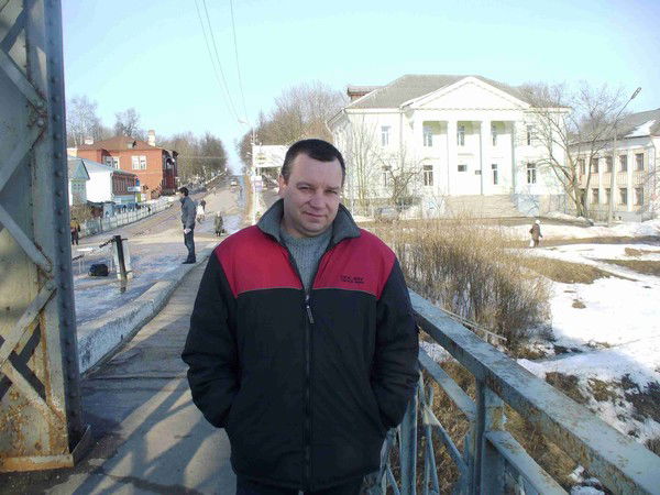 Аркадий Дудин