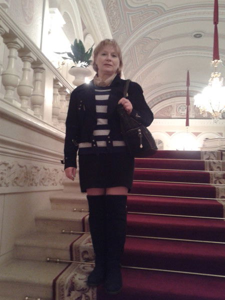 Александра Стрельцова