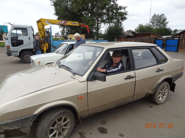 Александр Бахвалов