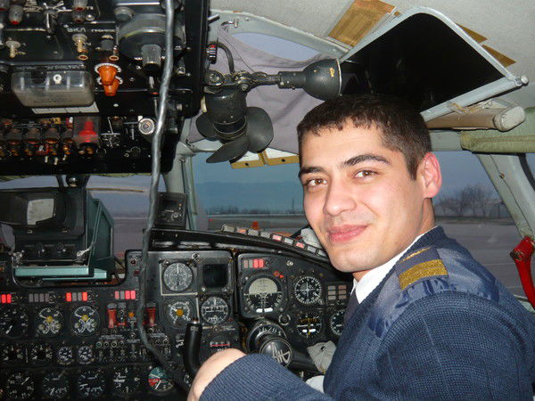 Исфандиёр Азизов