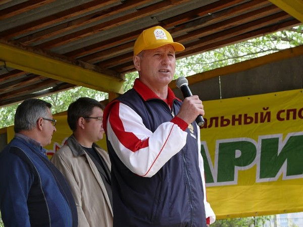 Петр Кобзаренко