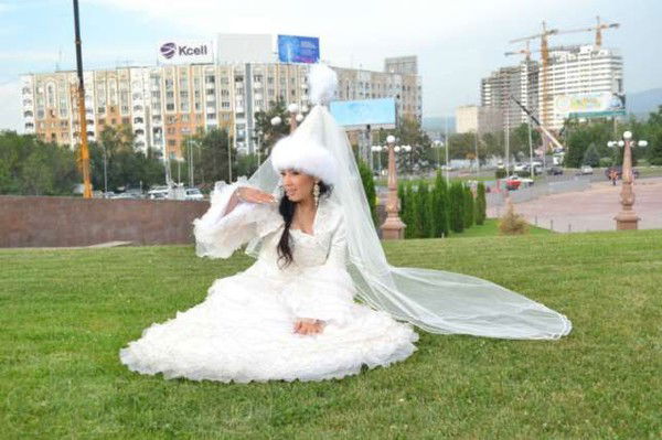 Дина Бришева