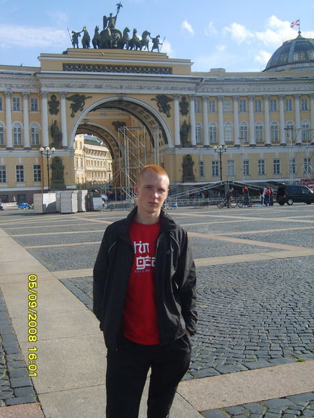 Илья Николаев