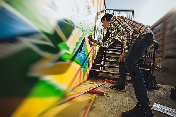 Александр Леонтьев