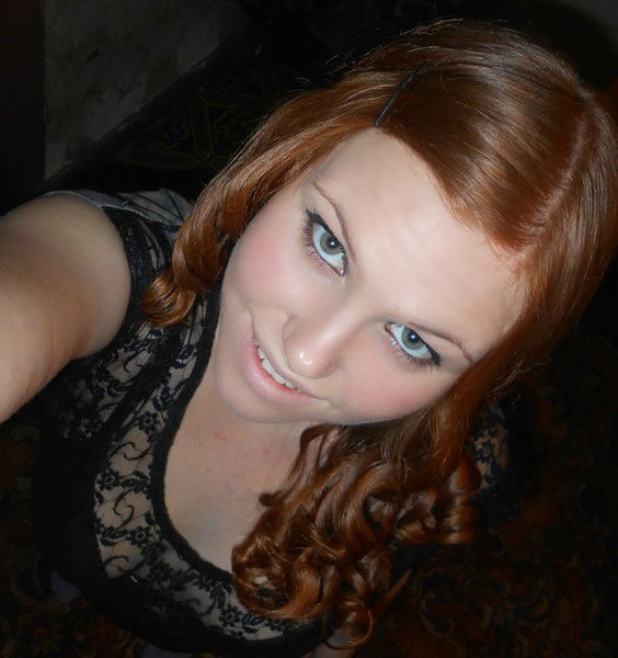 Настенька Рыжая^^