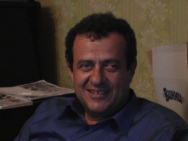 Саркис Лезгян