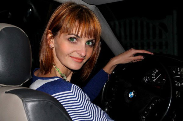 Лена Караван