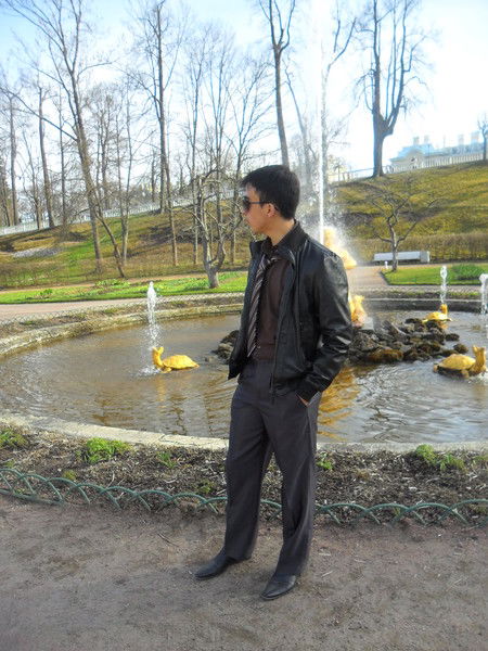 Иномджон Гадоев