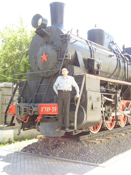 Виталий Левин