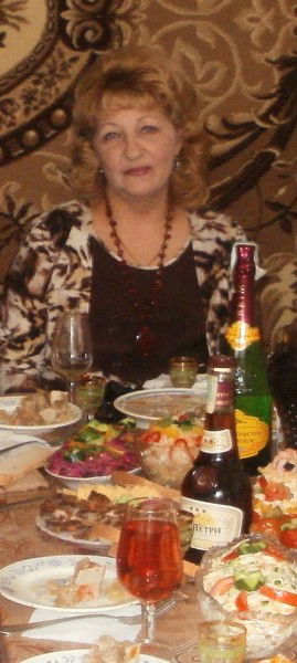 Елена Овчаренко