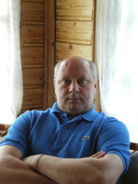 Михаил Мельников