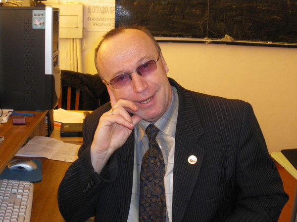 Николай Красников