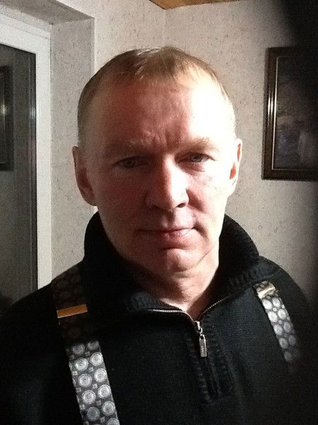 Иван Иванов