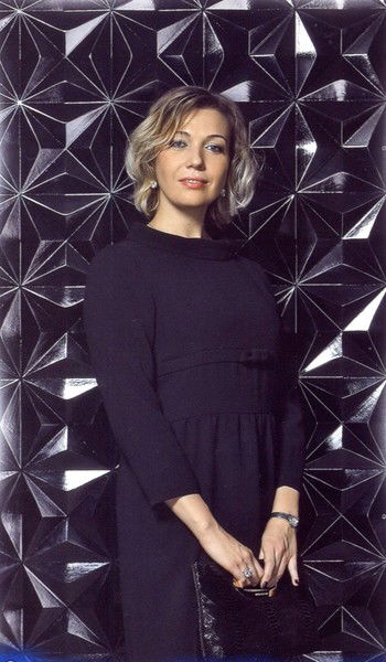 Елена Елена