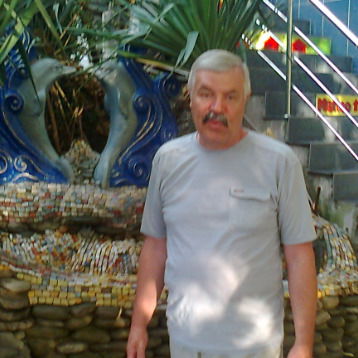 Александр Куриенко