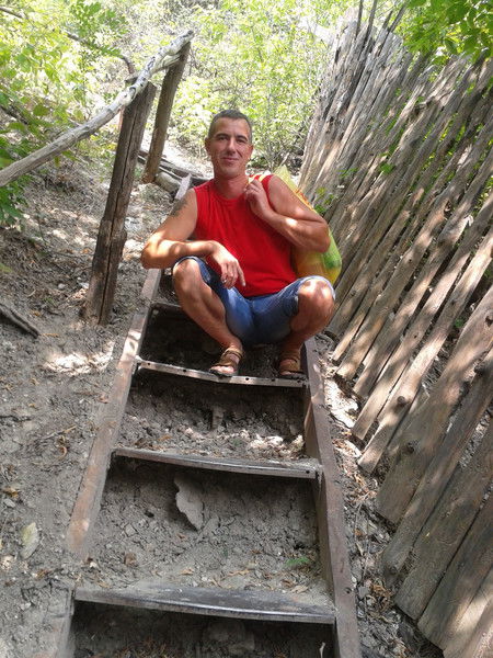 Александр Золотов