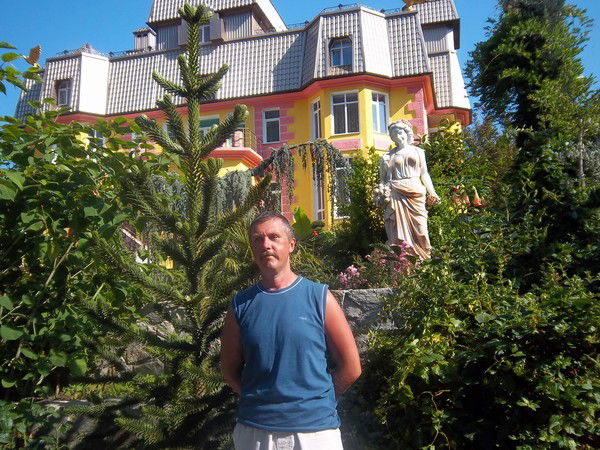 Юрий Ульянов