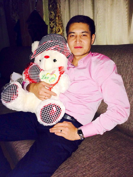 Женис Исматов