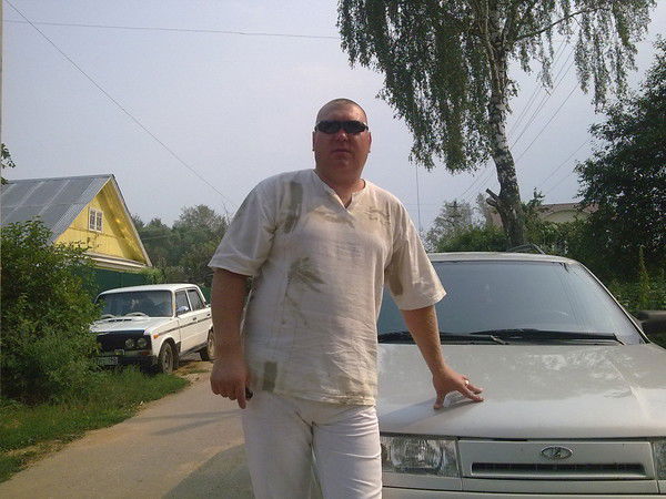 Роман Нескажу