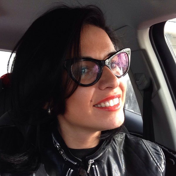 Елена Комкова