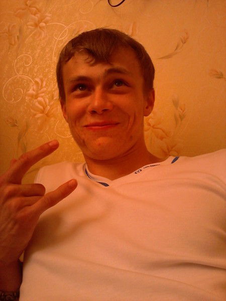 Максим Сверчков