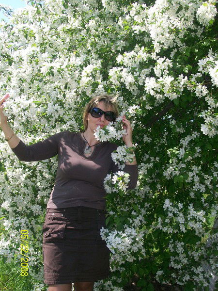 Лена Котельникова