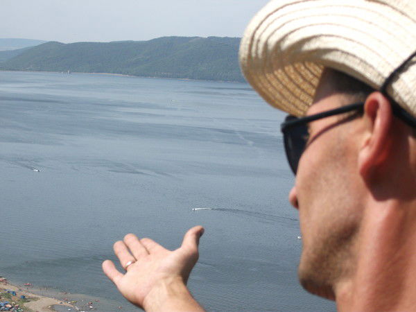 Денис Иванов