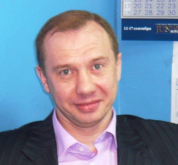 Игорь Семиврагов