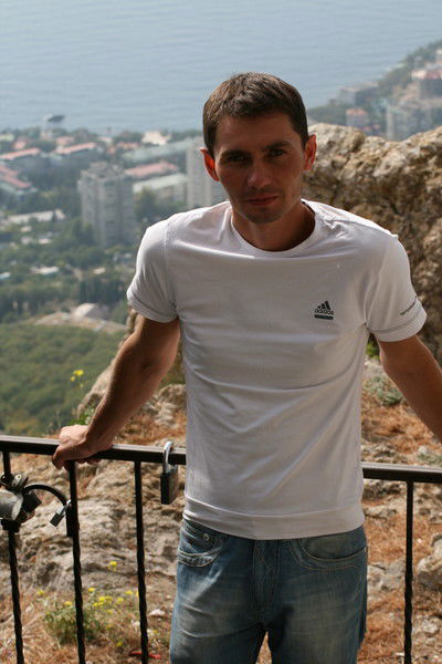 Александр Тубельский