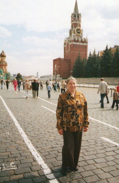 Валентина Колесник(Титова)