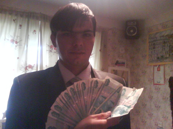 Денис Овсянников