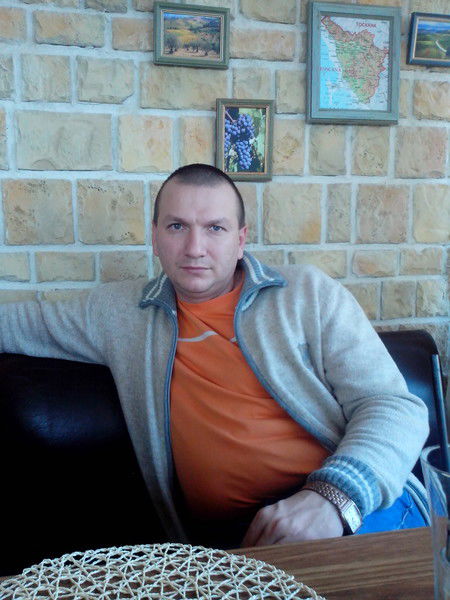 Александр Ошотин