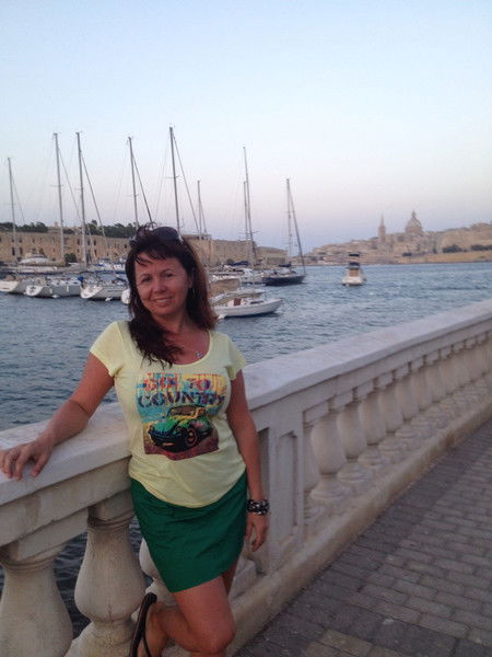 Лариса Буренина